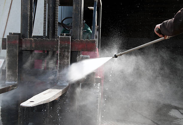 Best Driveway Pressure Washing  in Meadow Lake, NM
